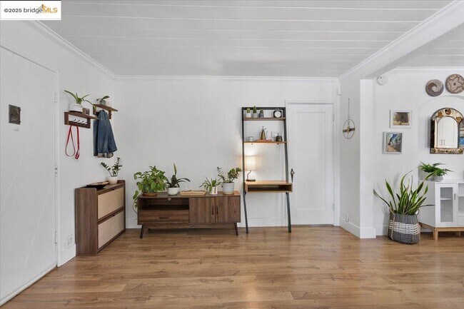 Foto del edificio - 3148 Sylvan Ave