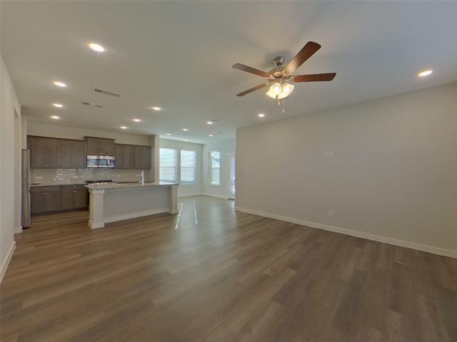 Building Photo - 2549 Dulaney Dr