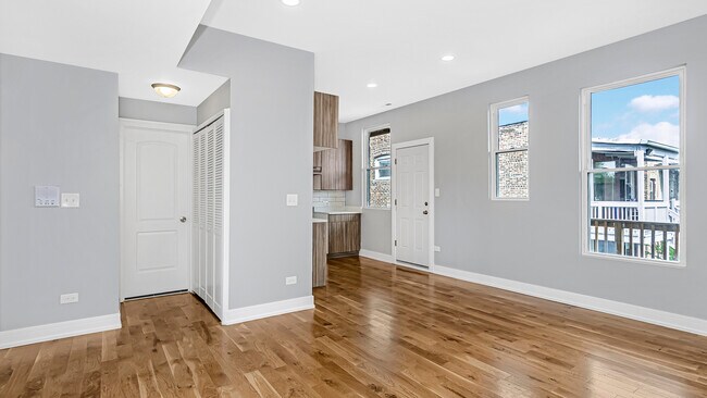 Foto del edificio - 346 E 50th St