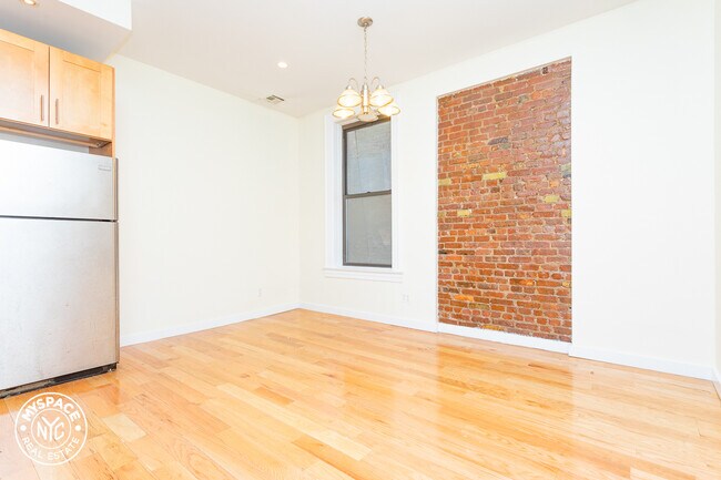 Foto del edificio - 1159 Dean St