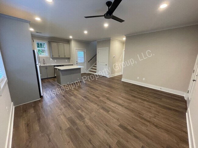 Foto del edificio - 300 Boxwood Cir