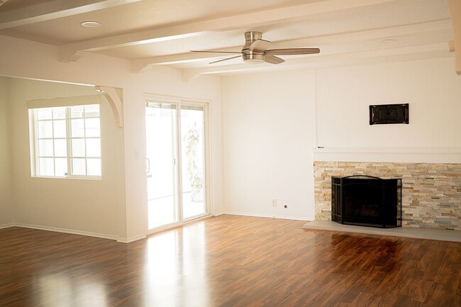 Building Photo - 3421 Cortese Dr