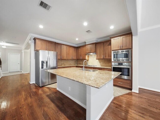 Foto del edificio - 1108 Beall Landing Ct