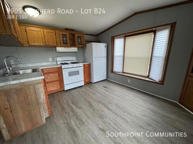 Foto del edificio - 9905 Shepherd Rd