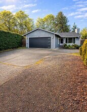 Building Photo - 19315 SW Oak St