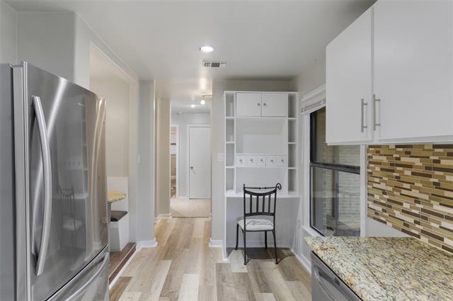 Building Photo - 3811 Lenel Dr