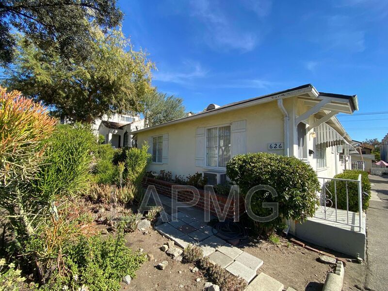 Foto principal - 626 E Harvard Rd