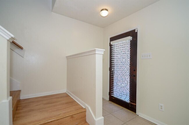 Building Photo - 4903 Breckenridge Dr