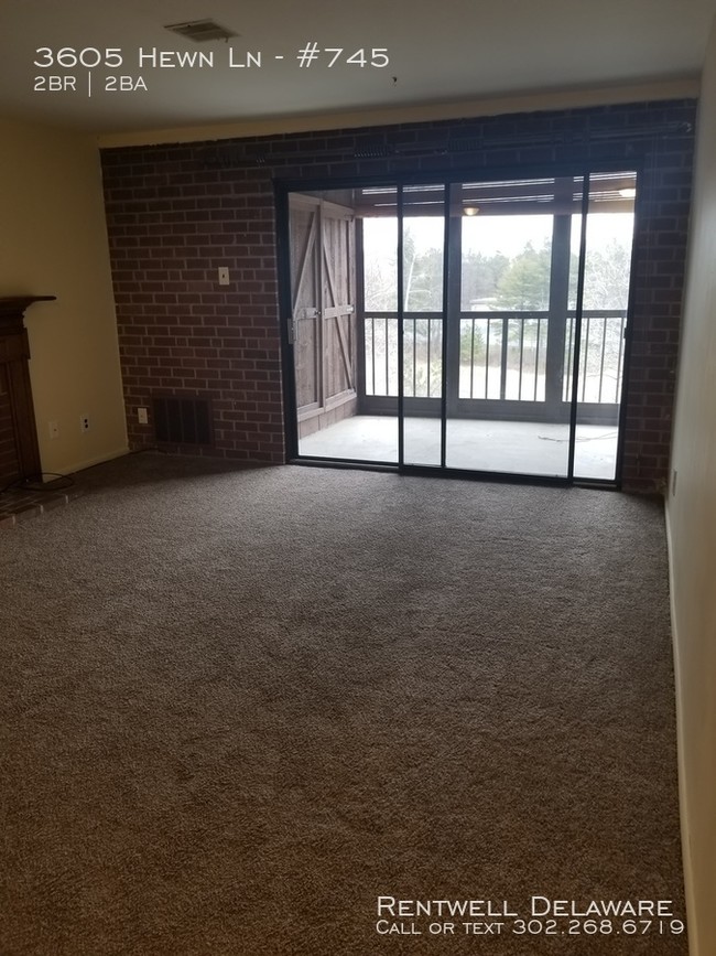 Building Photo - Cozy 2BR 2 BATH Condo