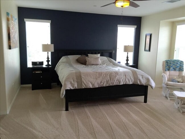 Master bedroom - 28254 N Via Sonata Dr