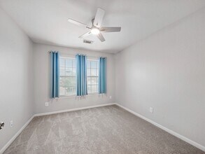 Building Photo - 17814 Arapaho Hill Ln