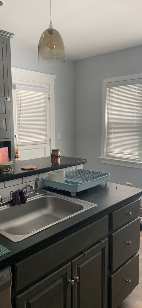 Foto del edificio - 223 E 9th St