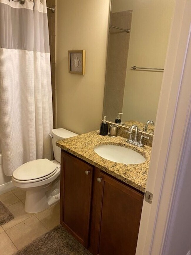 Foto del edificio - Amazing Furnished Town Home in Brunswick F...