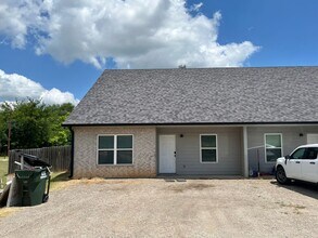 Building Photo - 15992 County Rd 431