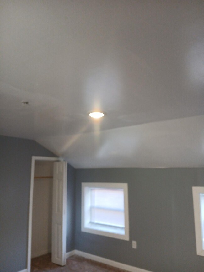 Foto del edificio - 225 W Mulberry St