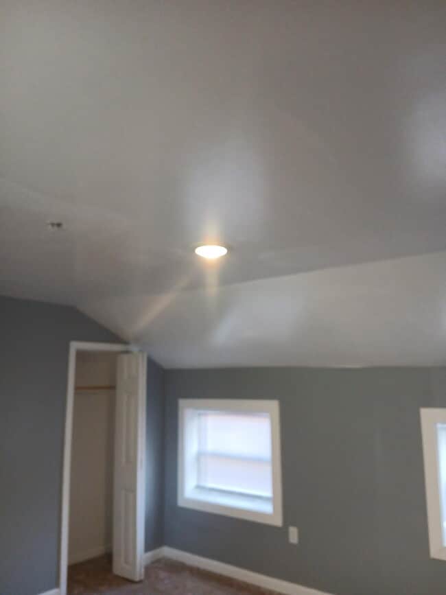 Building Photo - 225 W Mulberry St