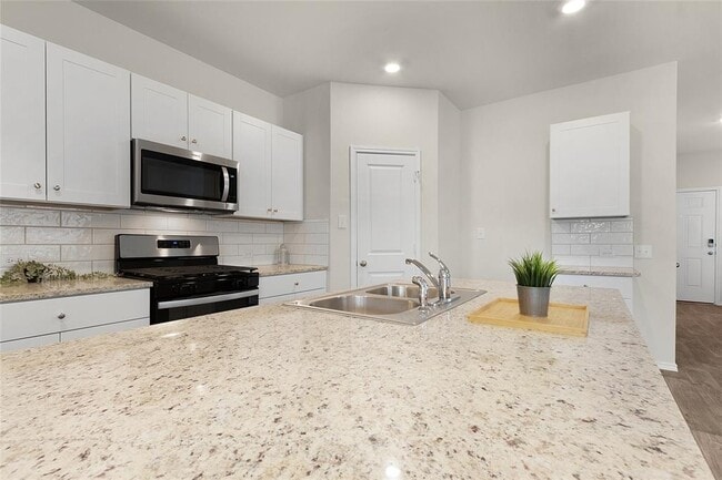 Building Photo - 2838 Wolfcreek