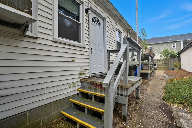 Foto principal - 1109 Hillside Ave