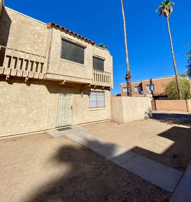 Photo - 3 Bedroom 1 Bathroom in Hallcraft Villas House