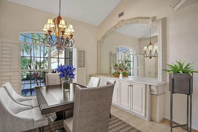 Foto del edificio - 9119 Baybury Ln