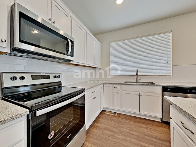 Building Photo - 4443 Crestone Peak St