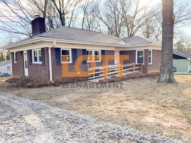 Building Photo - 906 E Lee Rd
