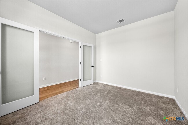 Foto del edificio - 139 Gullivers Dr
