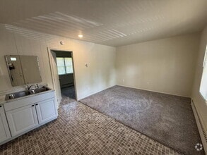 Building Photo - 13827 Ironwood Dr NW