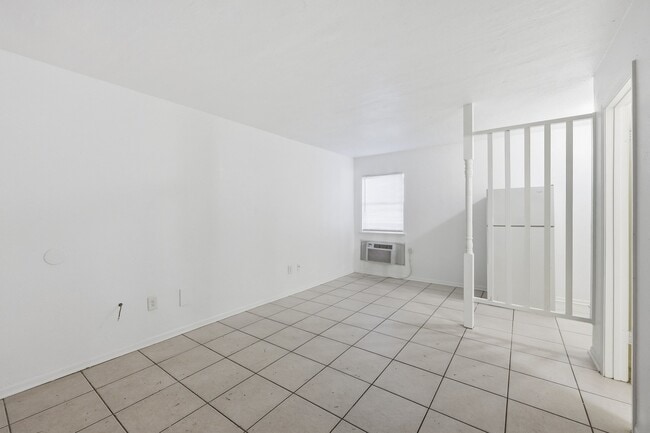 Foto del edificio - 801 W Gibson St