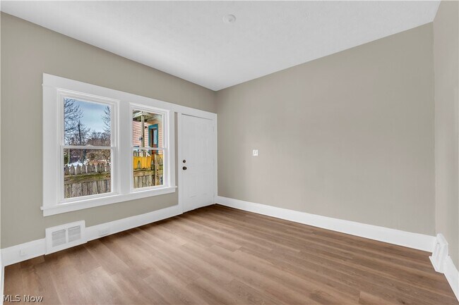 Building Photo - 9409 Denison Ave