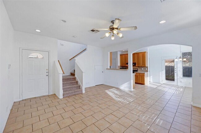 Foto del edificio - 710 Franklin Blvd