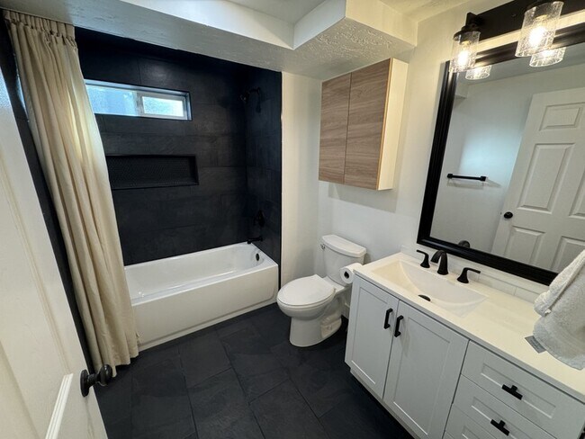 Foto del edificio - 11284 Sandy Creek Dr