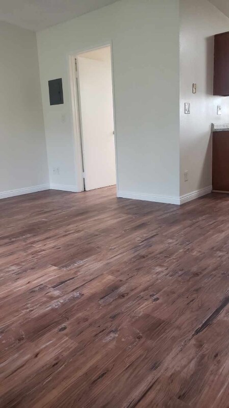 Foto principal - 7424 Radford Ave