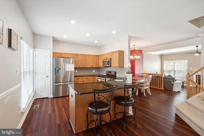 Building Photo - 2711 Thornbrook Ct