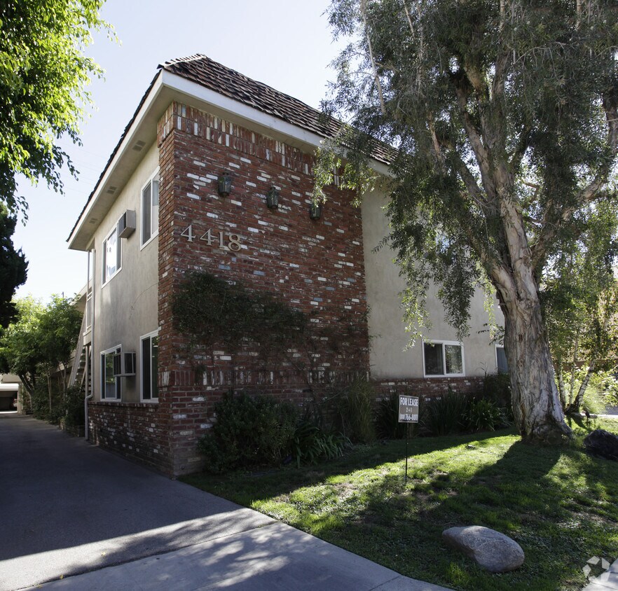 Primary Photo - 4418 Ensign Ave