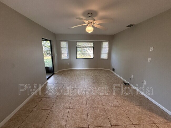 Building Photo - 748 Forest Hill Ln