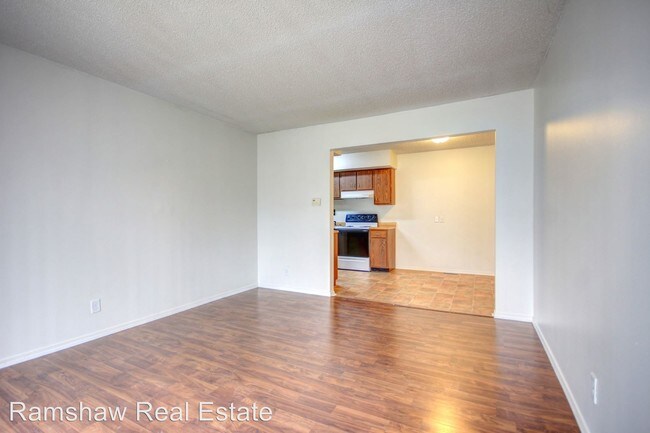 Building Photo - 2 br, 1 bath Apartment - 1901 Karen Ct