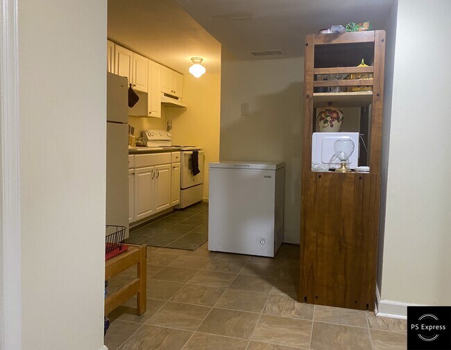 Foto del edificio - 9810 53rd Ave
