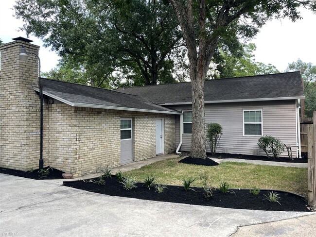 Building Photo - 4 br, 2 bath House - 429 South Avenue E