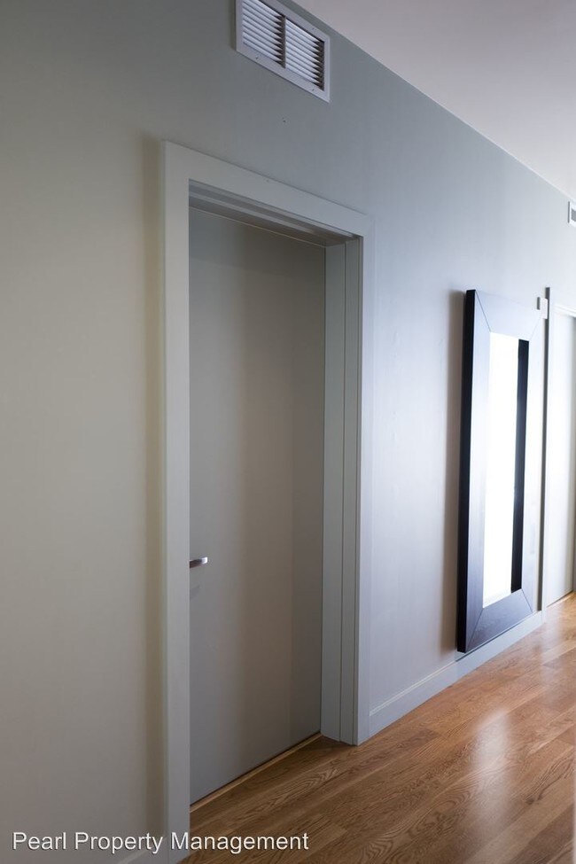 Foto del edificio - 949 NW Overton St