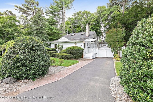 Building Photo - 214 Cliftwood Rd
