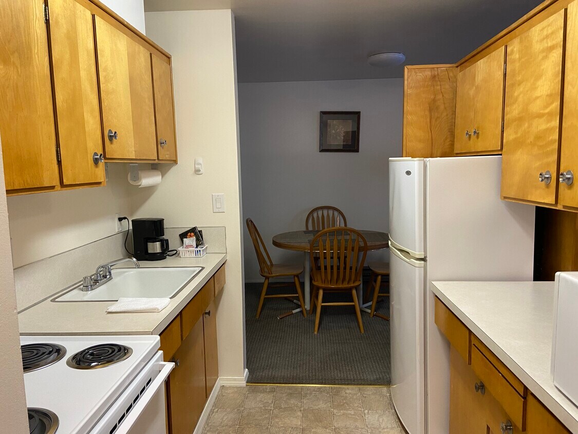 Foto principal - 4731 12th Ave NE