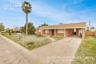 Building Photo - 528 E Laurel Dr