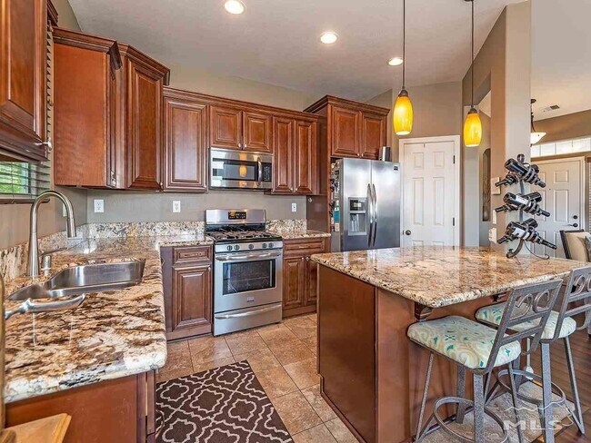Building Photo - 1691 Iron Mountain Dr
