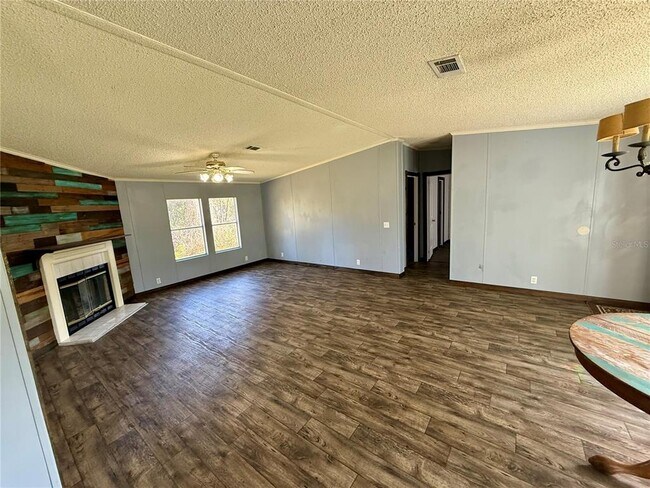 Foto del edificio - 15275 NE 238th St