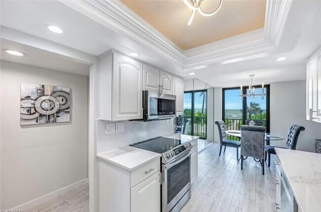 Building Photo - 10475 Gulf Shore Dr