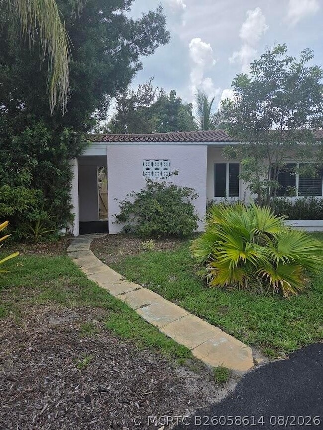 Foto del edificio - 1152 Bayview Dr