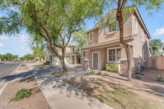 Foto del edificio - 2318 E Sunland Ave