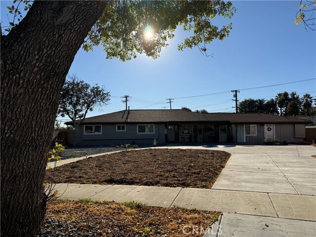 Primary Photo - 1191 N 1st Ave