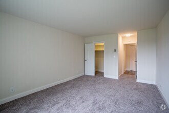 Bedroom - Premier at Cherry Hill